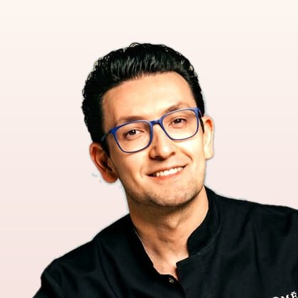 MUDr. Elbek Rashidov